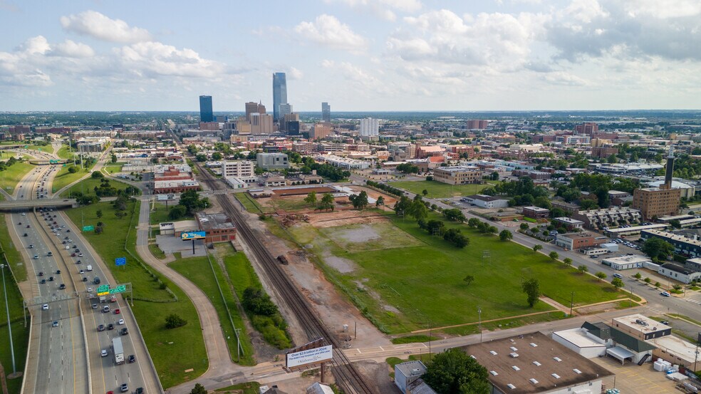1550 NW Broadway Ave, Oklahoma City, OK à vendre - Aérien – Image 2 sur 16