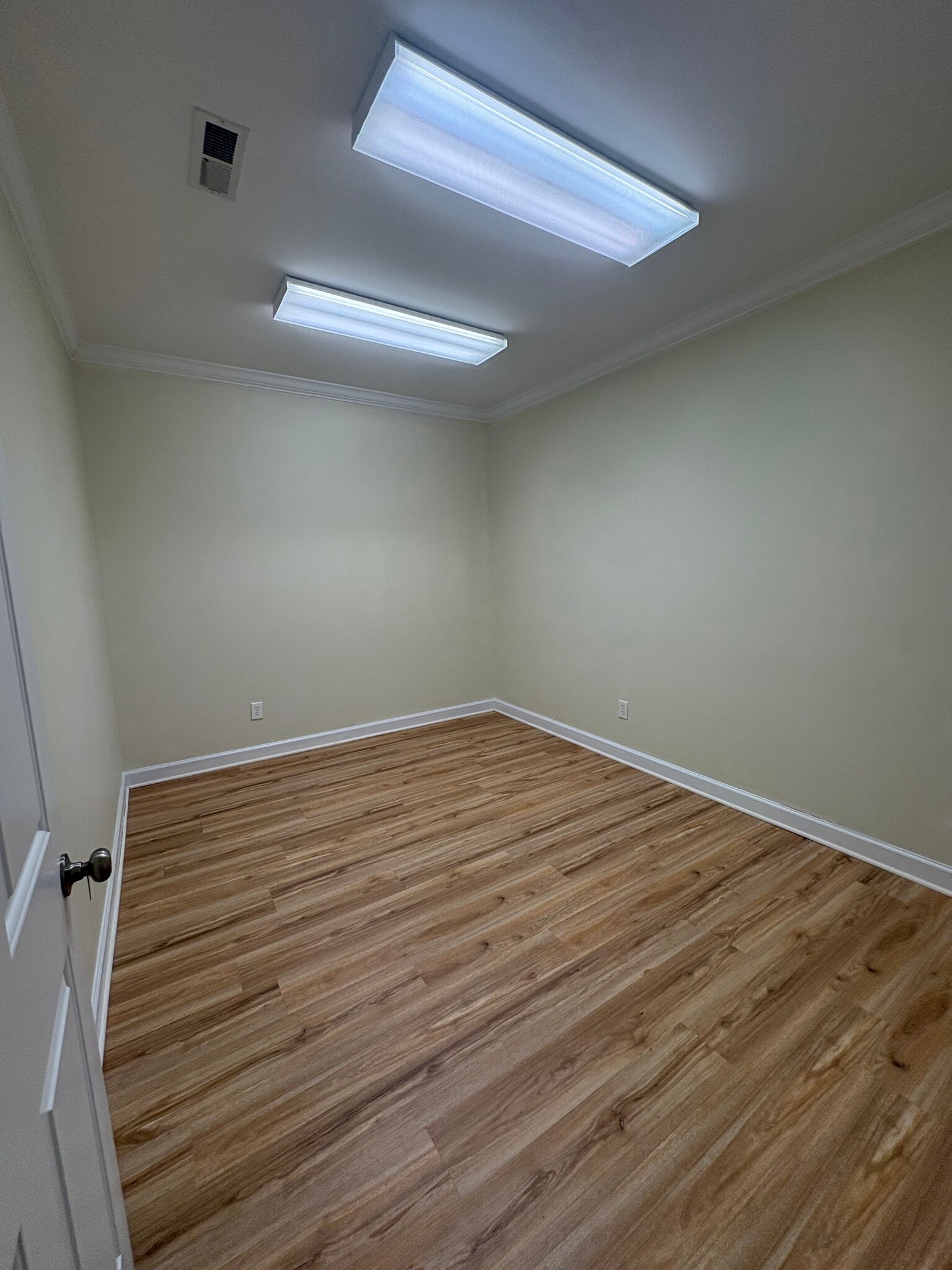 1220 SE Maynard Rd, Cary, NC à louer Photo intérieure– Image 1 sur 5