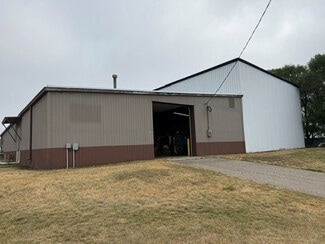 Plus de détails pour 719 Roosevelt Ave, Detroit Lakes, MN - Local d’activités à vendre