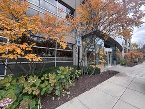 2723 S State St, Ann Arbor, MI à louer Photo de l’immeuble– Image 1 sur 8