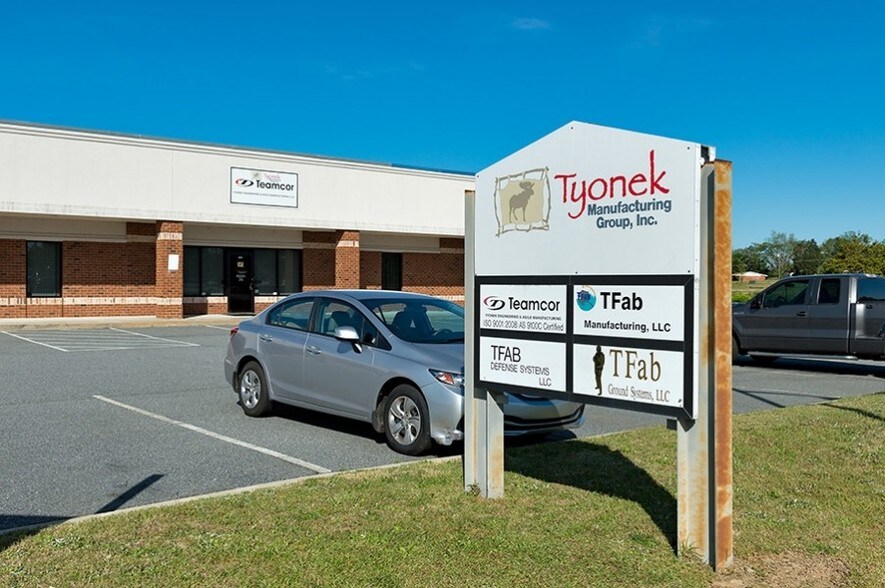 800 Duke Ave, Warner Robins, GA à vendre - Photo de l’immeuble – Image 2 sur 5