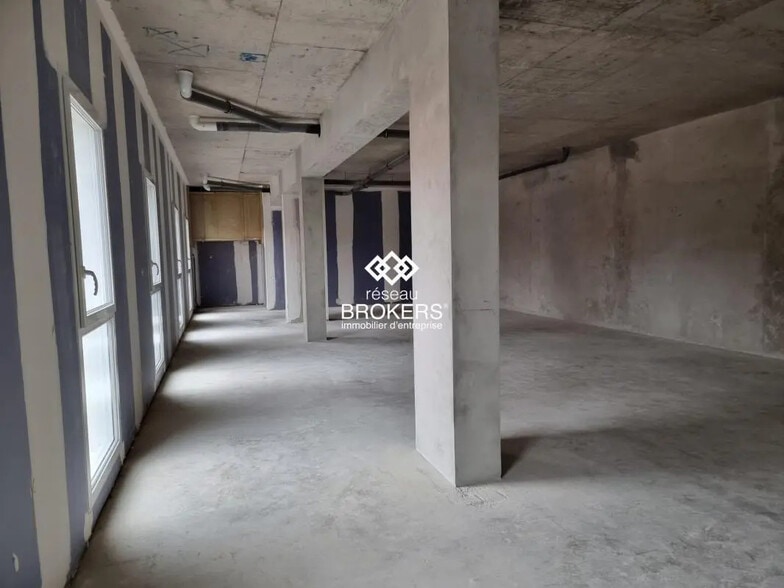 440 Avenue Des Pres D'Arenes, Montpellier à vendre - Photo de l’immeuble – Image 2 sur 4