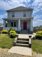 879 Upper Main St, South Amboy, NJ à vendre Photo intérieure– Image 1 sur 11