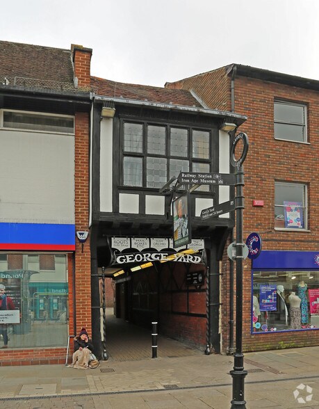 George Yard, Andover à louer - Photo de l’immeuble – Image 3 sur 11