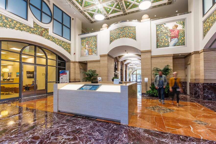 800 E Colorado Blvd, Pasadena, CA à louer - Photo de l’immeuble – Image 3 sur 10