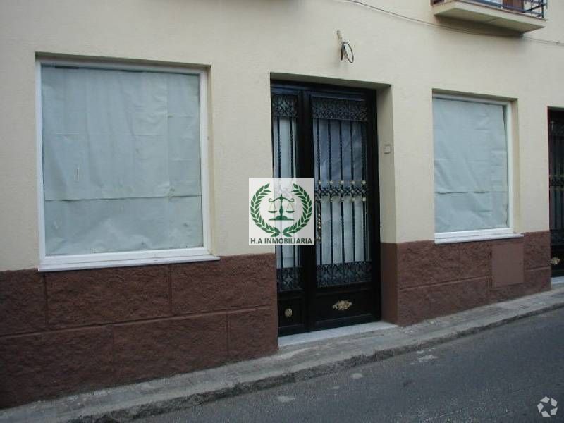 Local commercial dans Pedrezuela, Madrid à louer Photo intérieure– Image 1 sur 2