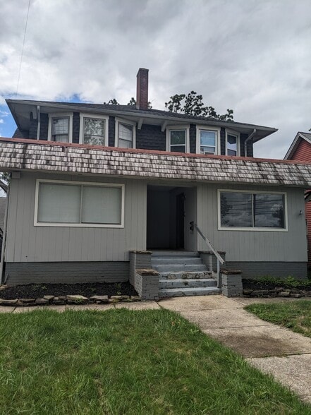 485-487 Front St, Berea, OH à vendre - Photo de l’immeuble – Image 2 sur 65