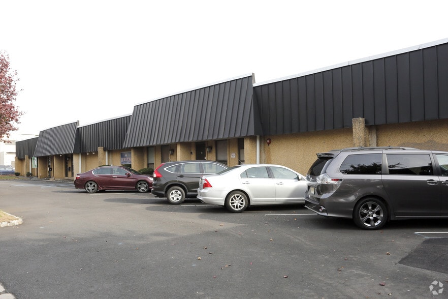 420-532 Lincoln Blvd, Middlesex, NJ à louer - Photo principale – Image 1 sur 7