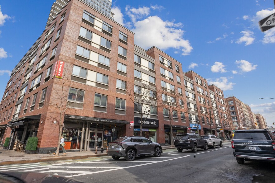 20 N 5th St, Brooklyn, NY à louer - Photo de l’immeuble – Image 1 sur 5