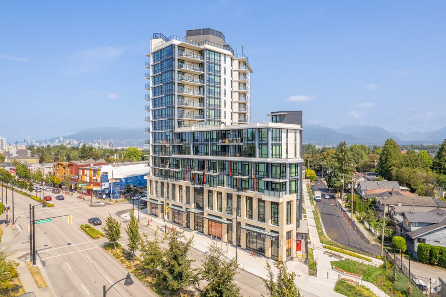 1519 Kingsway, Vancouver, BC à vendre - Photo de l’immeuble – Image 2 sur 6