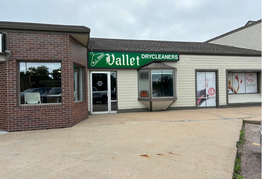 3301 E 26th St, Sioux Falls, SD à louer - Photo de l’immeuble – Image 2 sur 3