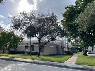Plus de détails pour 3410-3430 N 29th Ave, Hollywood, FL - Local d'activités à louer