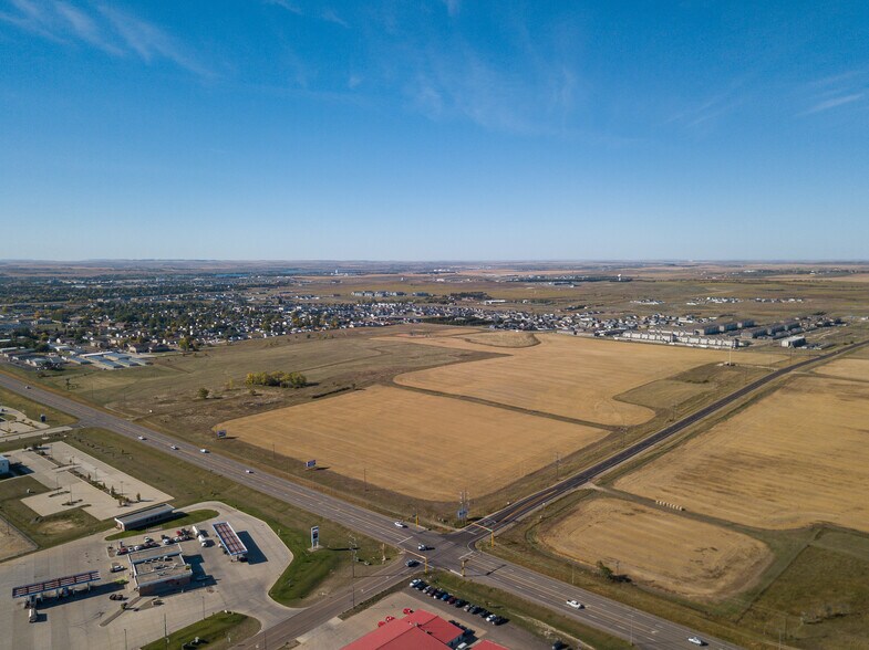 Highway 22, Dickinson, ND à vendre - Photo principale – Image 1 sur 8