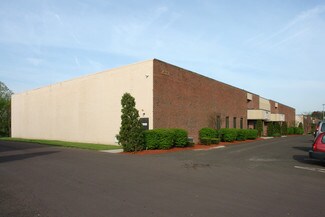 Plus de détails pour 2572-2574 Industry Ln, Norristown, PA - Industriel/Logistique à louer