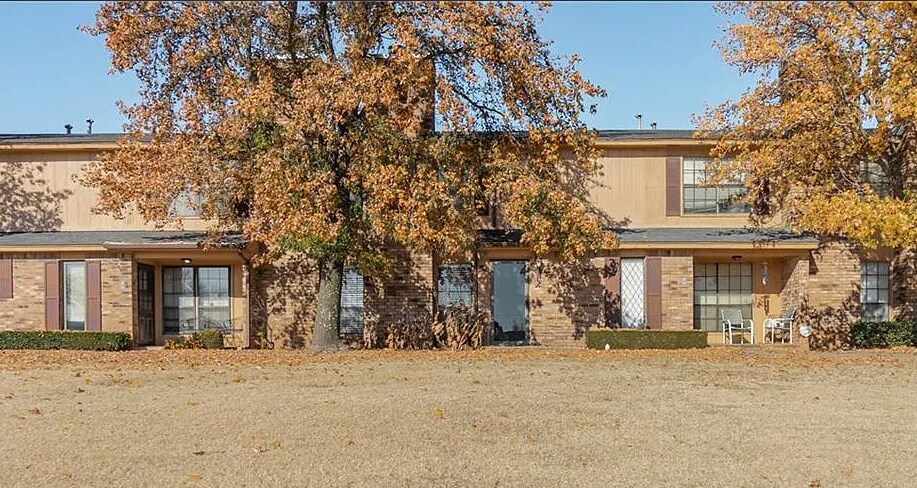 812 Two Forty Pl, Oklahoma City, OK à vendre - Photo principale – Image 1 sur 30