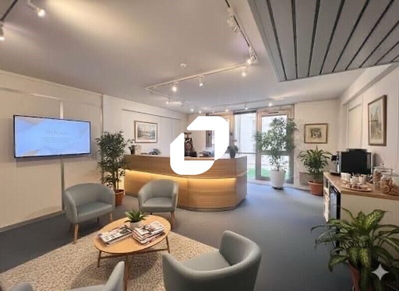 25-27 Rue Exelmans, Versailles à vendre - Photo intérieure – Image 1 sur 10
