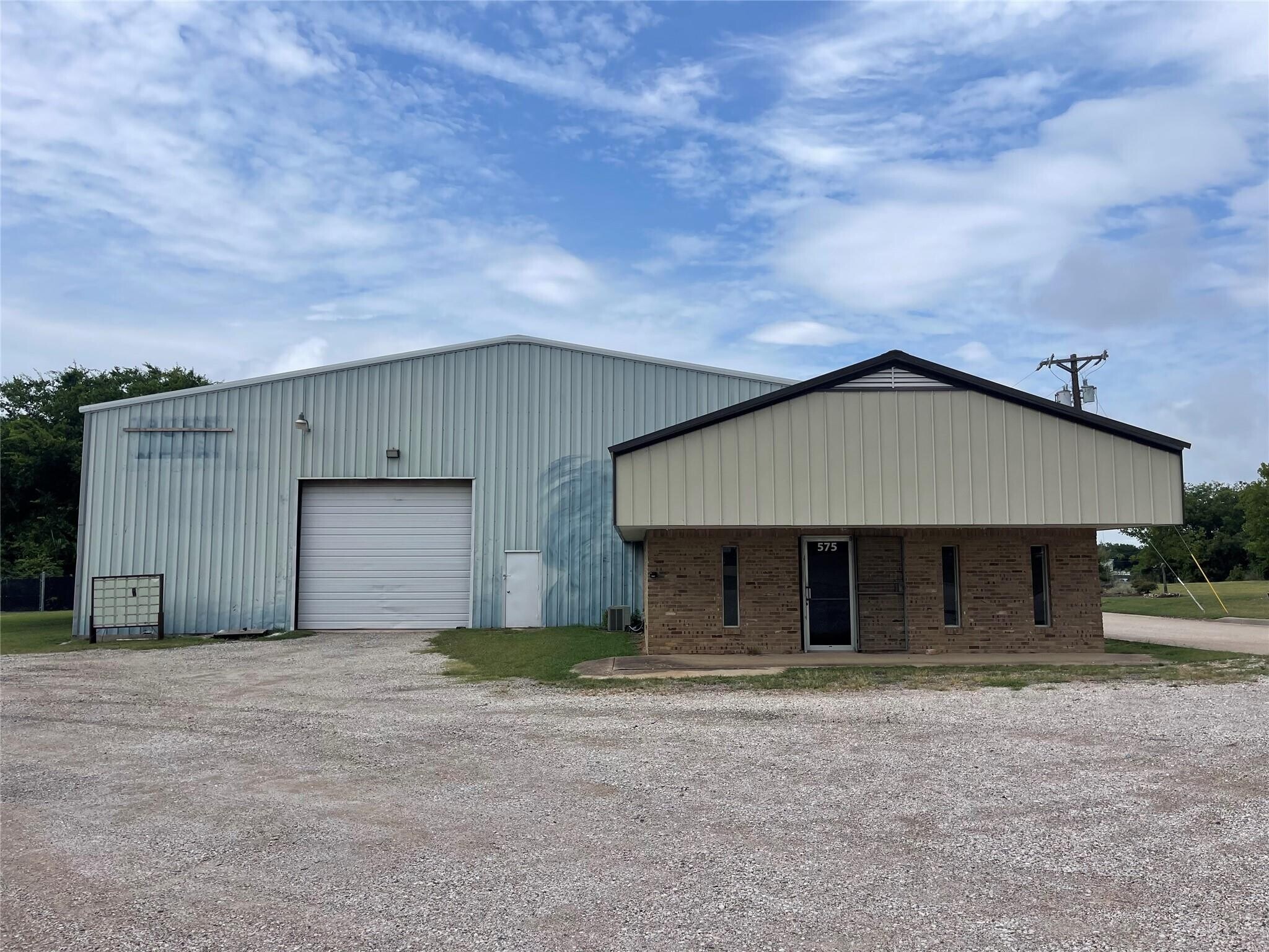 575 Proffitt st, Midlothian, TX à louer Photo intérieure– Image 1 sur 23