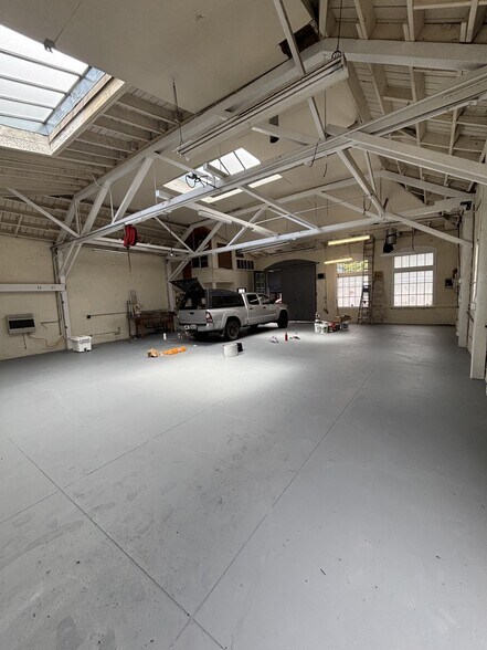 315 24th St, Oakland, CA à vendre - Photo de l’immeuble – Image 3 sur 7