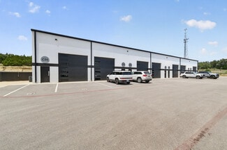 Plus de détails pour 529 E US HWY, Boerne, TX - Local d'activités à louer