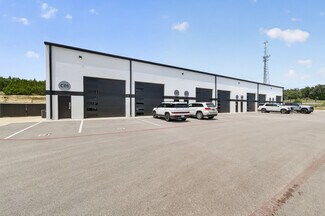 Plus de détails pour 529 E US HWY, Boerne, TX - Local d'activités à louer