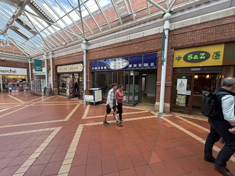 Shopping Centre, Bridgwater à louer - Photo de l’immeuble – Image 3 sur 14
