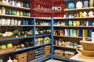 Plus de détails pour Local commercial à louer