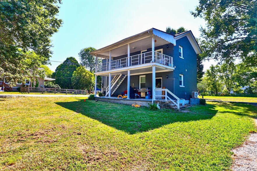 5831 Bryson St, Cincinnati, OH à vendre - Photo de l’immeuble – Image 2 sur 6