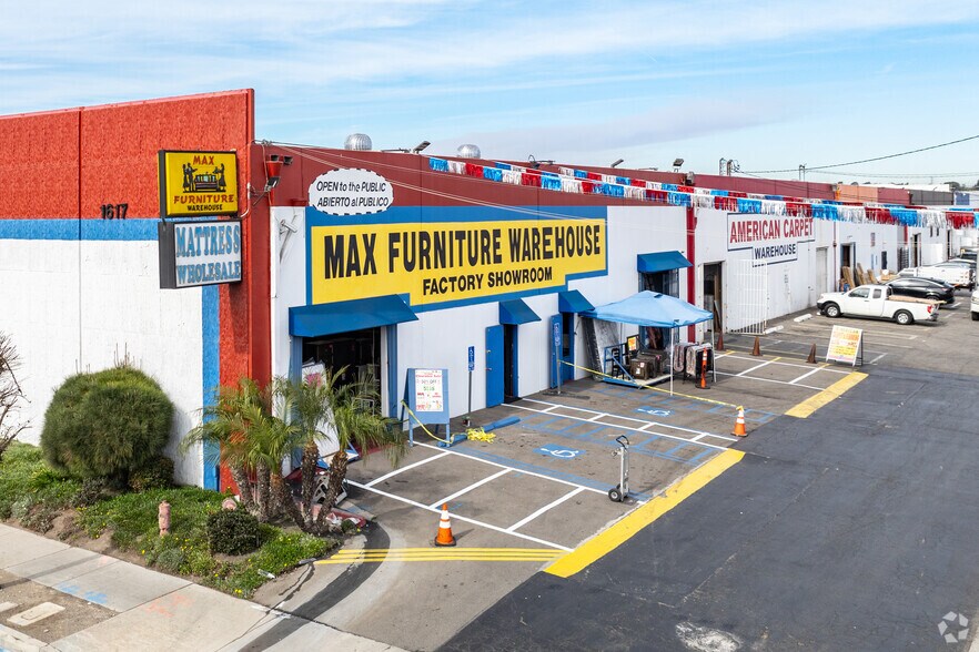 1617 W Rosecrans Ave, Gardena, CA à louer - Photo de l’immeuble – Image 3 sur 15