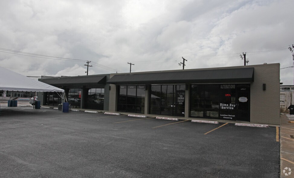 2801-2807 Crockett St, Fort Worth, TX à louer - Photo de l’immeuble – Image 2 sur 6