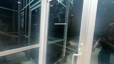 8615 Commodity Cir, Orlando, FL à louer - Vidéo sur l’annonce professionnelle 