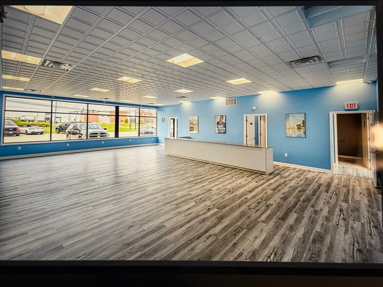 2540 Hamburg Tpke, Lackawanna, NY à louer - Photo de l’immeuble – Image 3 sur 6