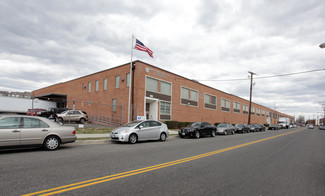 Plus de détails pour 3300-3390 V St NE, Washington, DC - Industriel/Logistique à louer