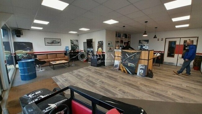 Plus de détails pour Boulevard Pierre Lefaucheux, Le Mans - Local d'activités à louer