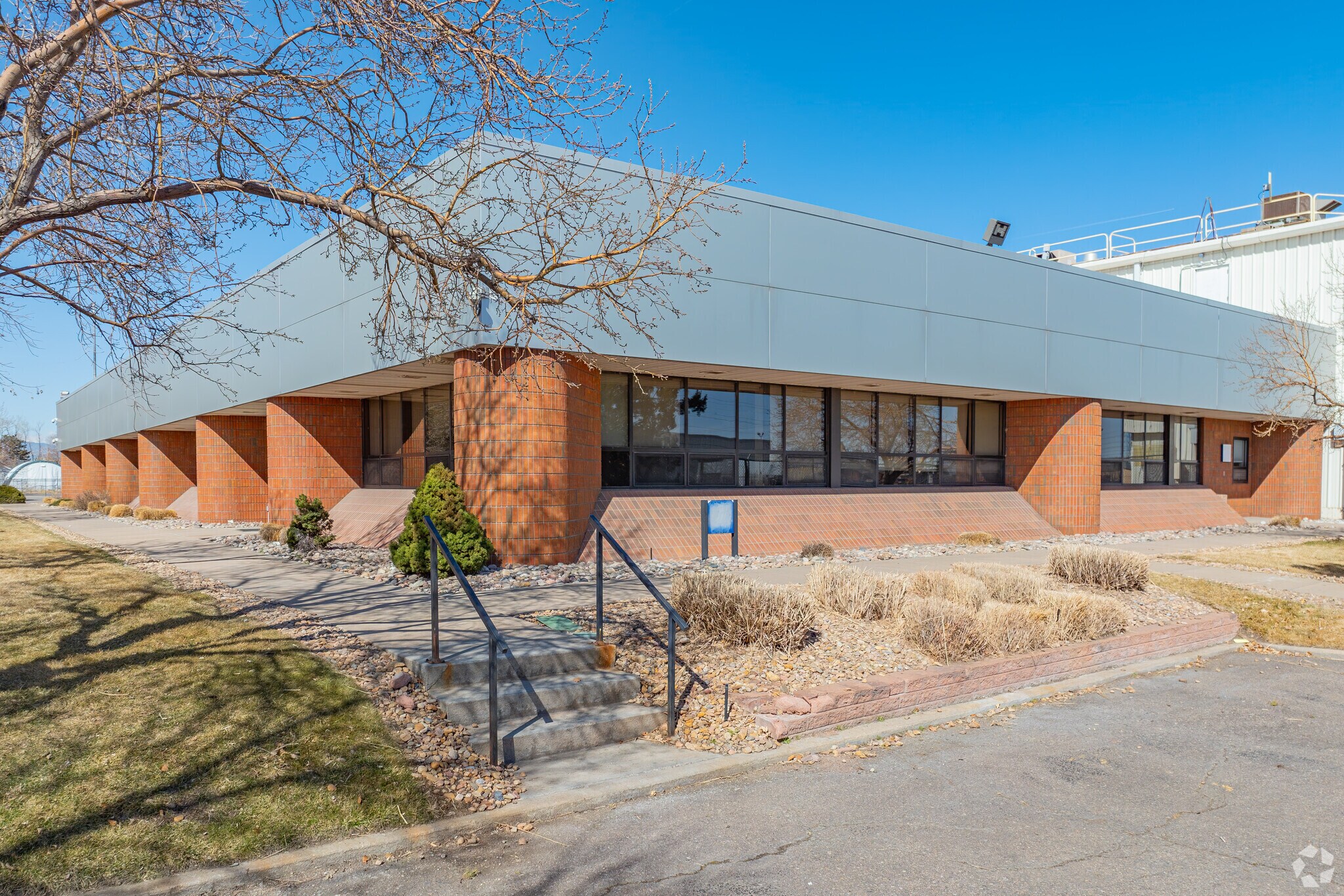 1455 E 62nd Ave, Denver, CO à vendre Photo principale– Image 1 sur 34