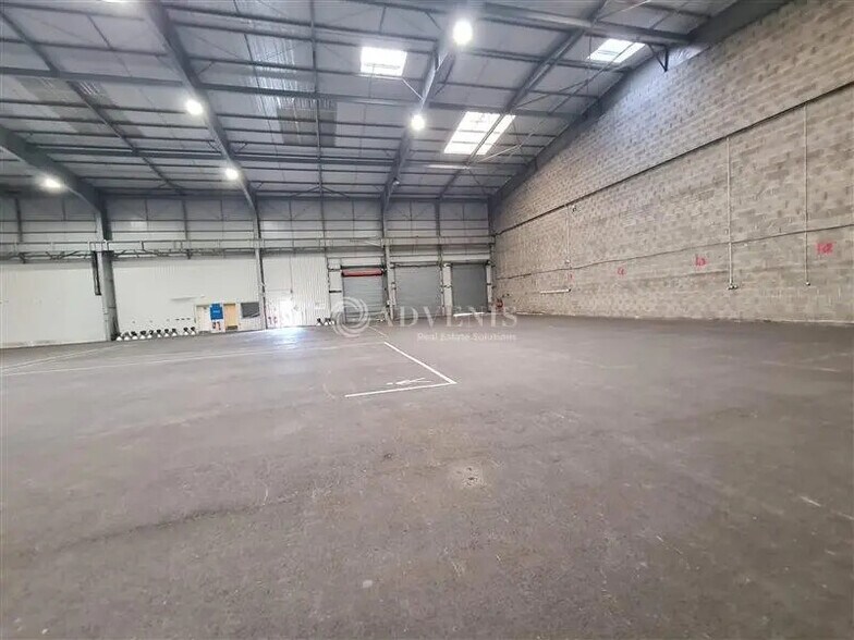 Local d’activités dans Ploufragan à louer - Photo intérieure – Image 2 sur 7