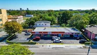 Value-Add Shopping Center - Immobilier d'entreprise