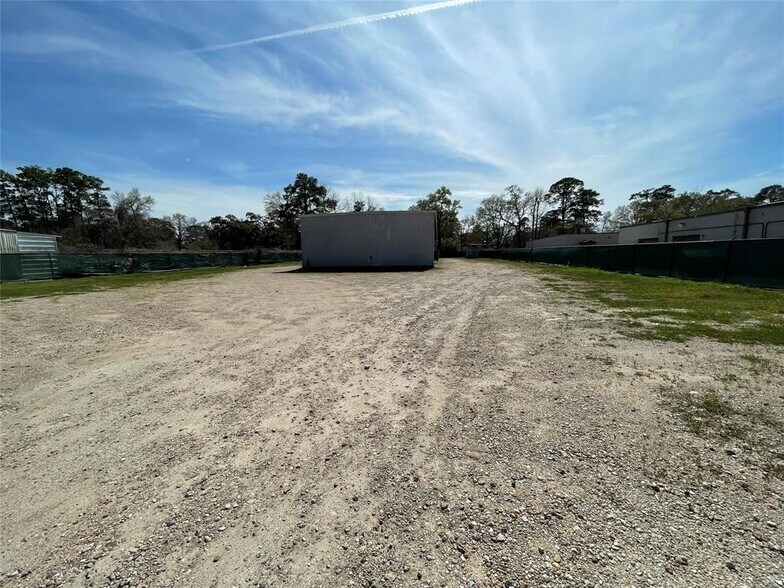 3443 Pinemont Dr, Houston, TX à louer - Photo de l’immeuble – Image 2 sur 17