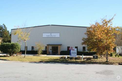 4300 Business Park Ct, Lilburn, GA à louer - Photo de l’immeuble – Image 3 sur 20