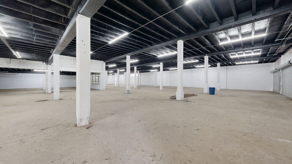 625 Humble Ave, San Antonio, TX à louer - Numérisation 3D Matterport – Image 2 sur 19