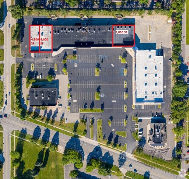 6503-6647 N Wayne Rd, Westland, MI à louer - Photo de l’immeuble – Image 2 sur 9