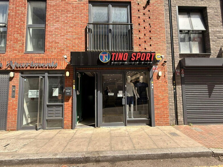 9-15 Umberston St, Londres à louer - Photo de l’immeuble – Image 3 sur 5