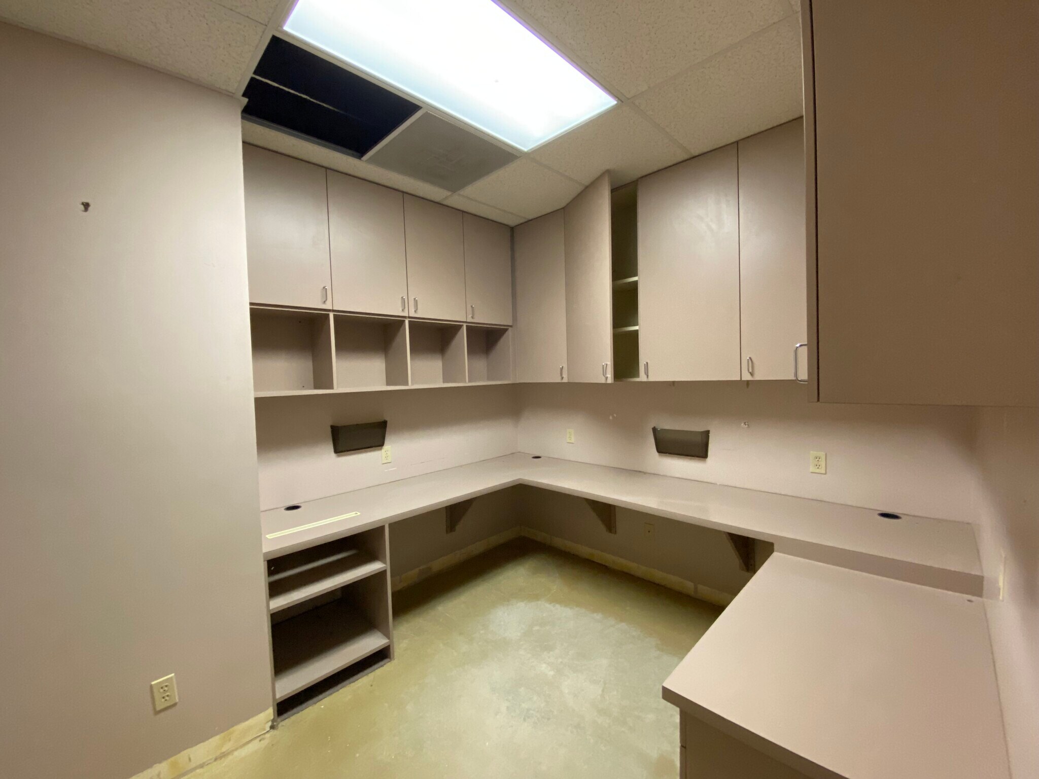 2004 Fox Dr, Champaign, IL à vendre Photo de l’immeuble– Image 1 sur 4