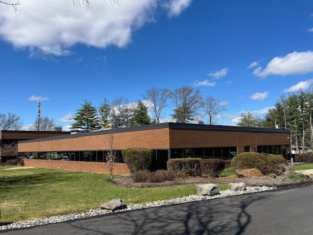1000 Herrontown Rd, Princeton, NJ à louer - Photo de l’immeuble – Image 3 sur 10