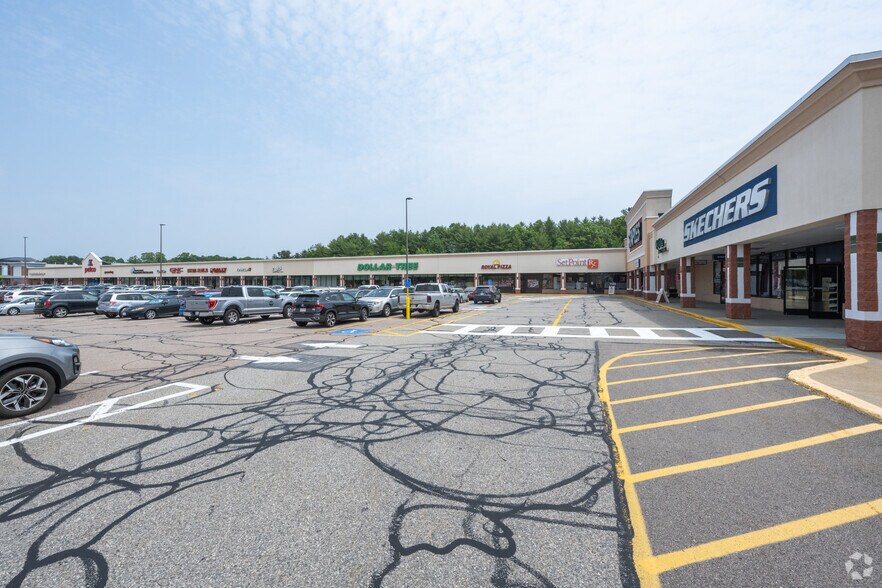 125 Church St, Pembroke, MA à louer - Photo principale – Image 1 sur 5