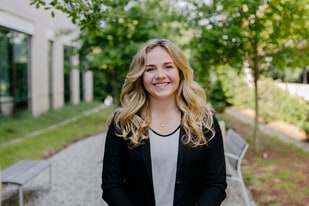 Maggie Sparling
