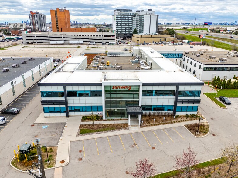 27 Fasken Dr, Toronto, ON à vendre - Photo de l’immeuble – Image 2 sur 17