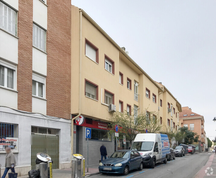 Calle Reina Victoria, 1, Ciempozuelos, Madrid à vendre - Photo de l’immeuble – Image 2 sur 2