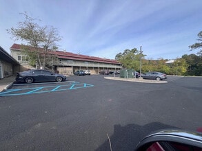 1590-1610 Union Valley Rd, West Milford, NJ à louer Photo de l’immeuble– Image 2 sur 8