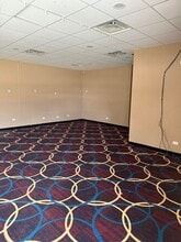 1100 N State St, Belvidere, IL à louer Photo intérieure– Image 2 sur 10