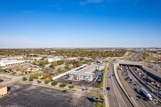 110 Airport Fwy, Euless, TX - VUE AÉRIENNE  vue de carte - Image1